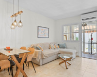 Resale - Apartment / Flat - Torrevieja - Lago Jardin