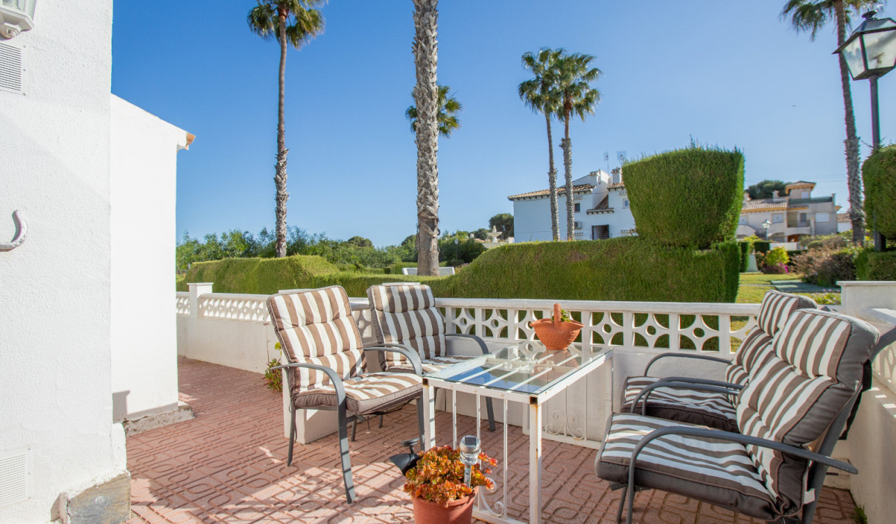 Resale - Apartment / Flat - Torrevieja - Lago Jardin