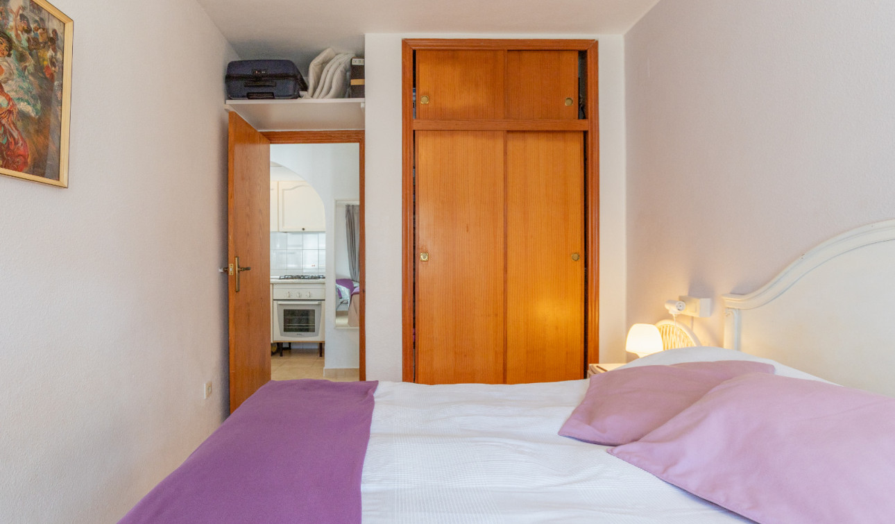 Resale - Apartment / Flat - Torrevieja - Lago Jardin