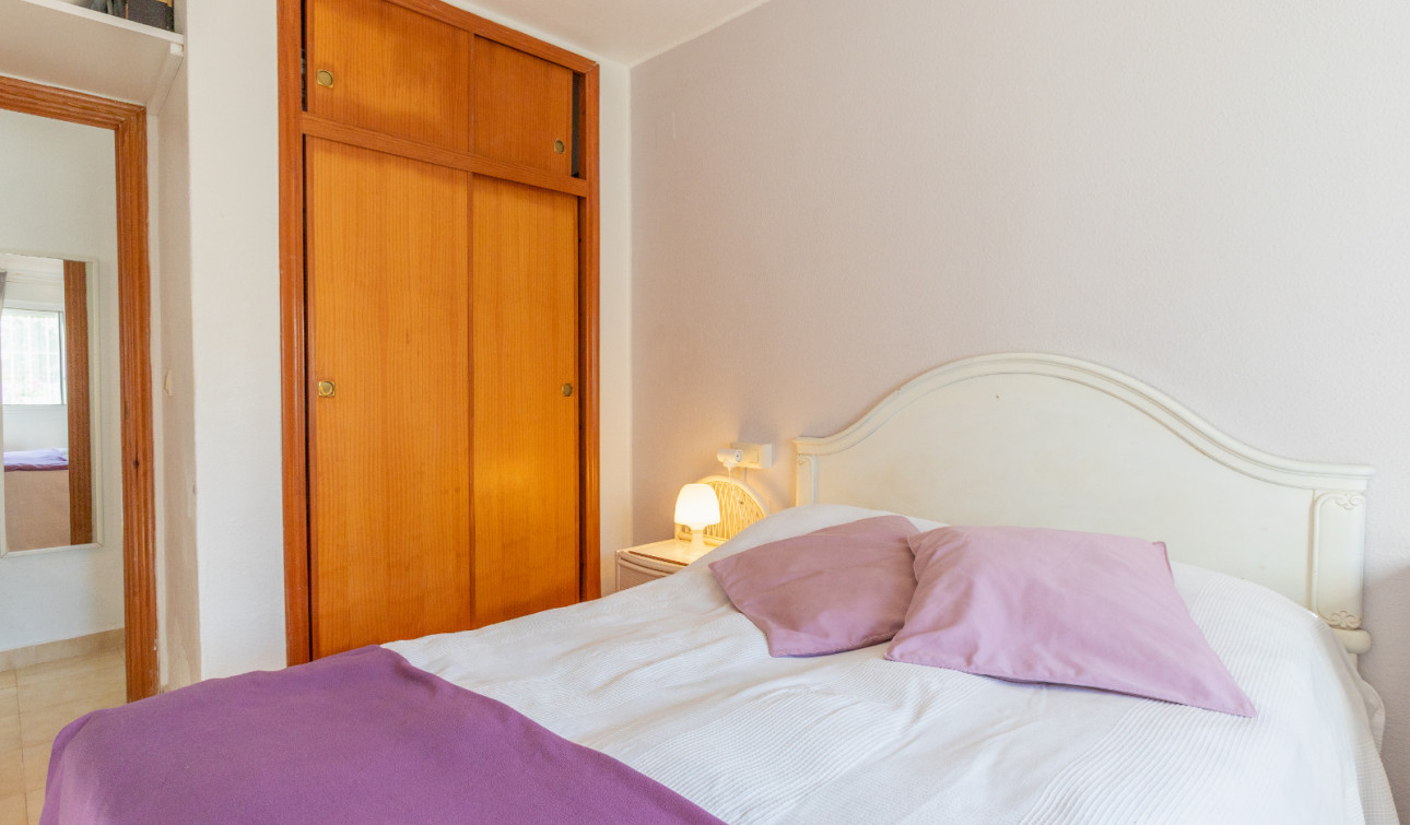 Resale - Apartment / Flat - Torrevieja - Lago Jardin