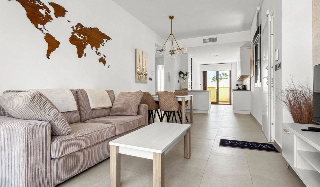 Resale - Apartment / Flat - Torrevieja - Los Balcones - Los Altos del Edén