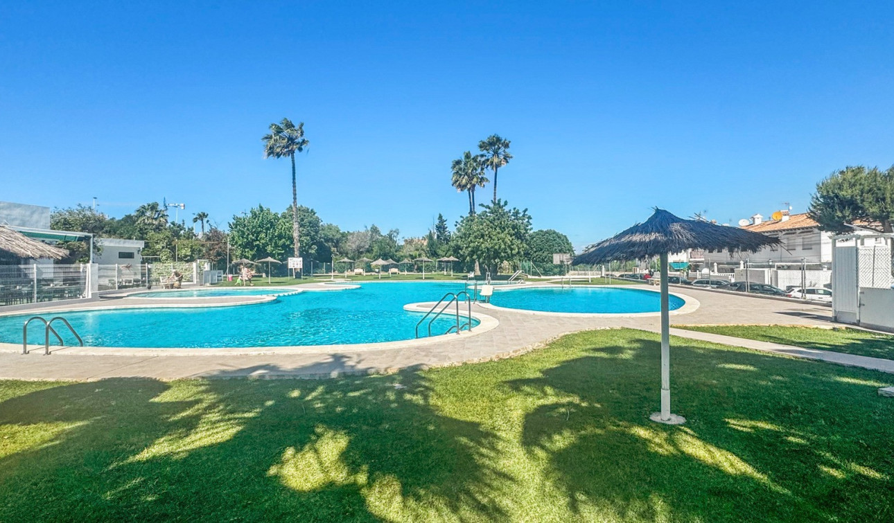 Resale - Apartment / Flat - Torrevieja - Los Balcones - Los Altos del Edén