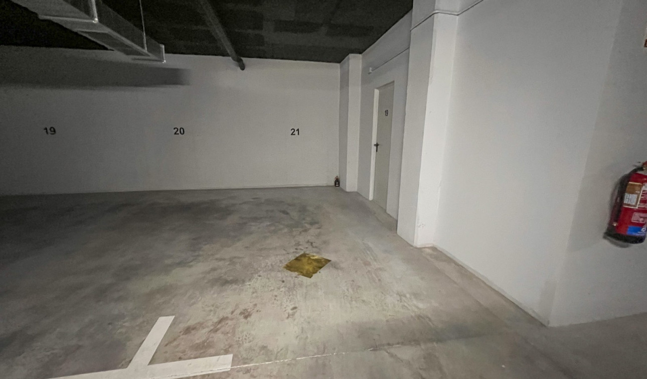 Resale - Apartment / Flat - Torrevieja - Los Balcones