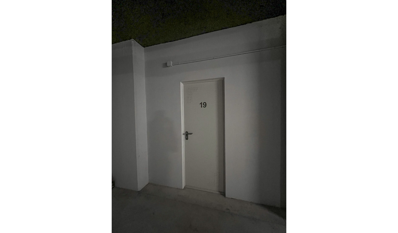 Resale - Apartment / Flat - Torrevieja - Los Balcones