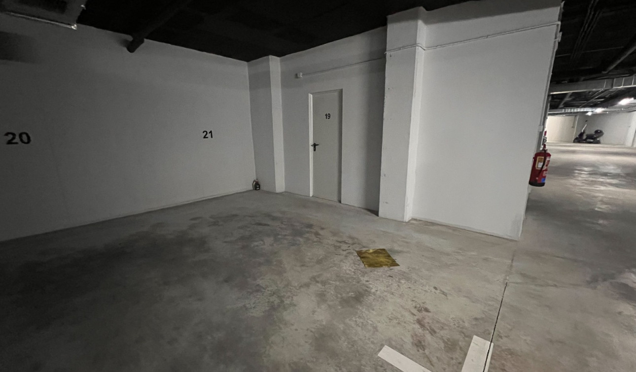 Resale - Apartment / Flat - Torrevieja - Los Balcones