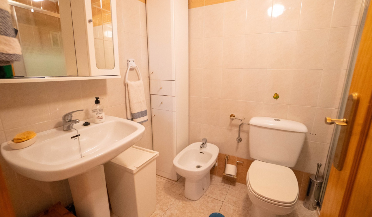 Resale - Apartment / Flat - Torrevieja - Los Balcones