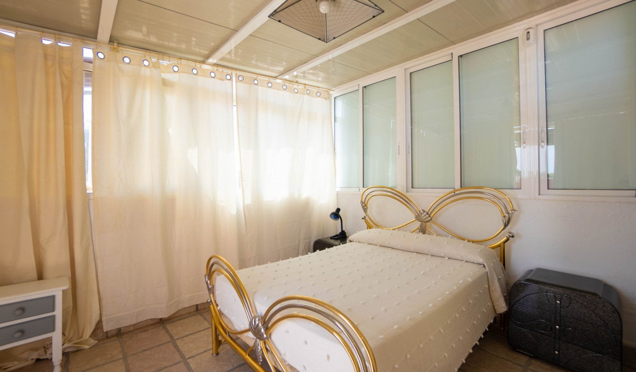 Resale - Apartment / Flat - Torrevieja - Los Balcones