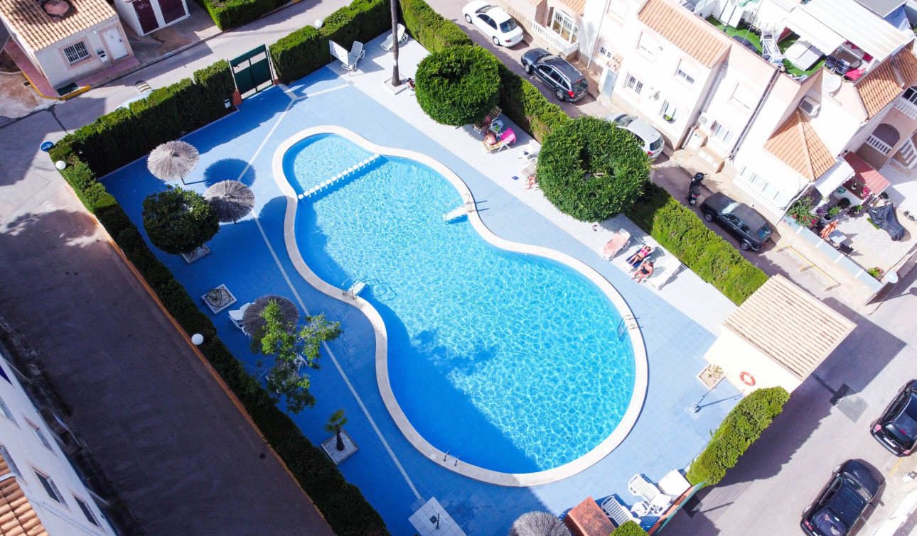 Resale - Apartment / Flat - Torrevieja - Los Balcones