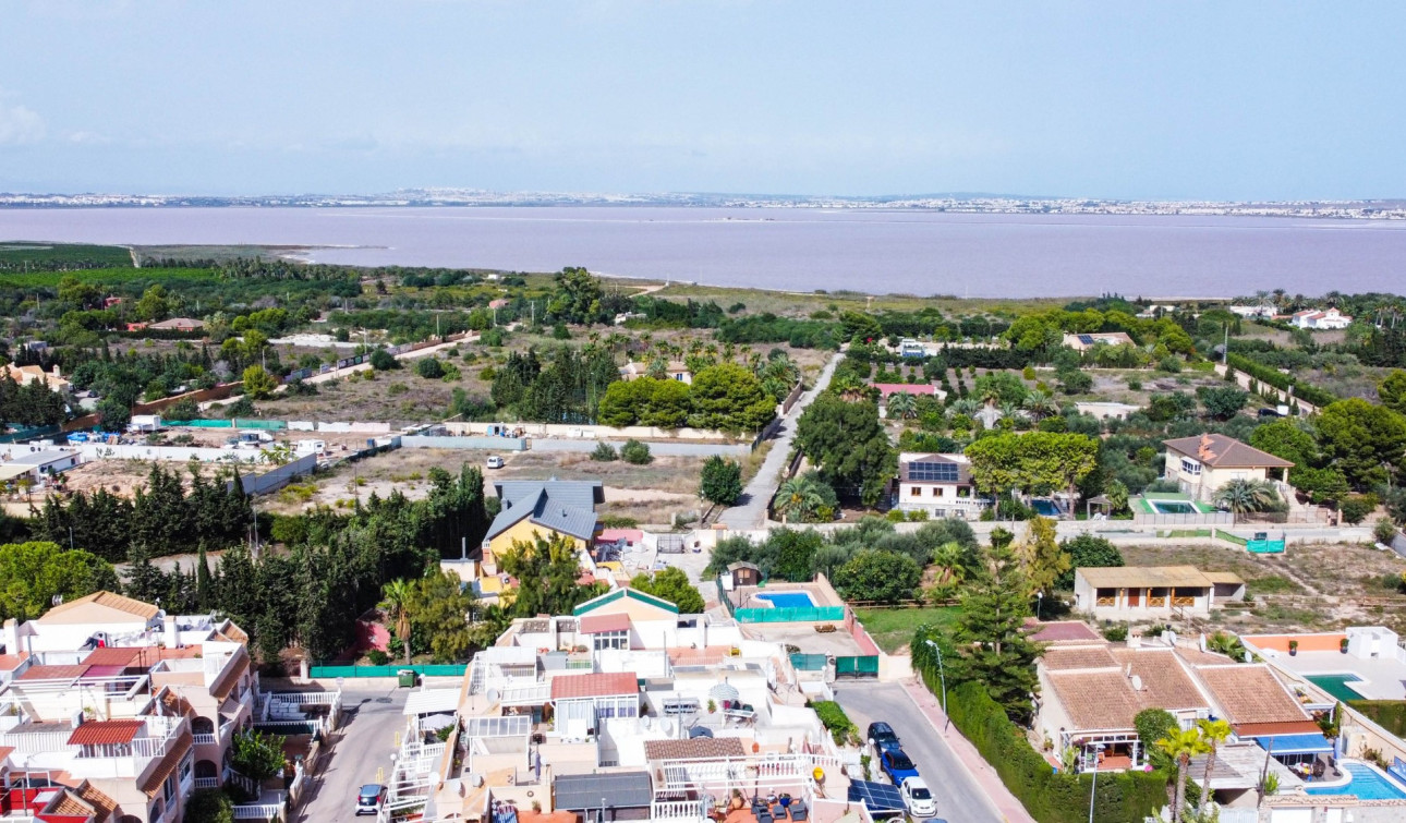 Resale - Apartment / Flat - Torrevieja - Los Balcones