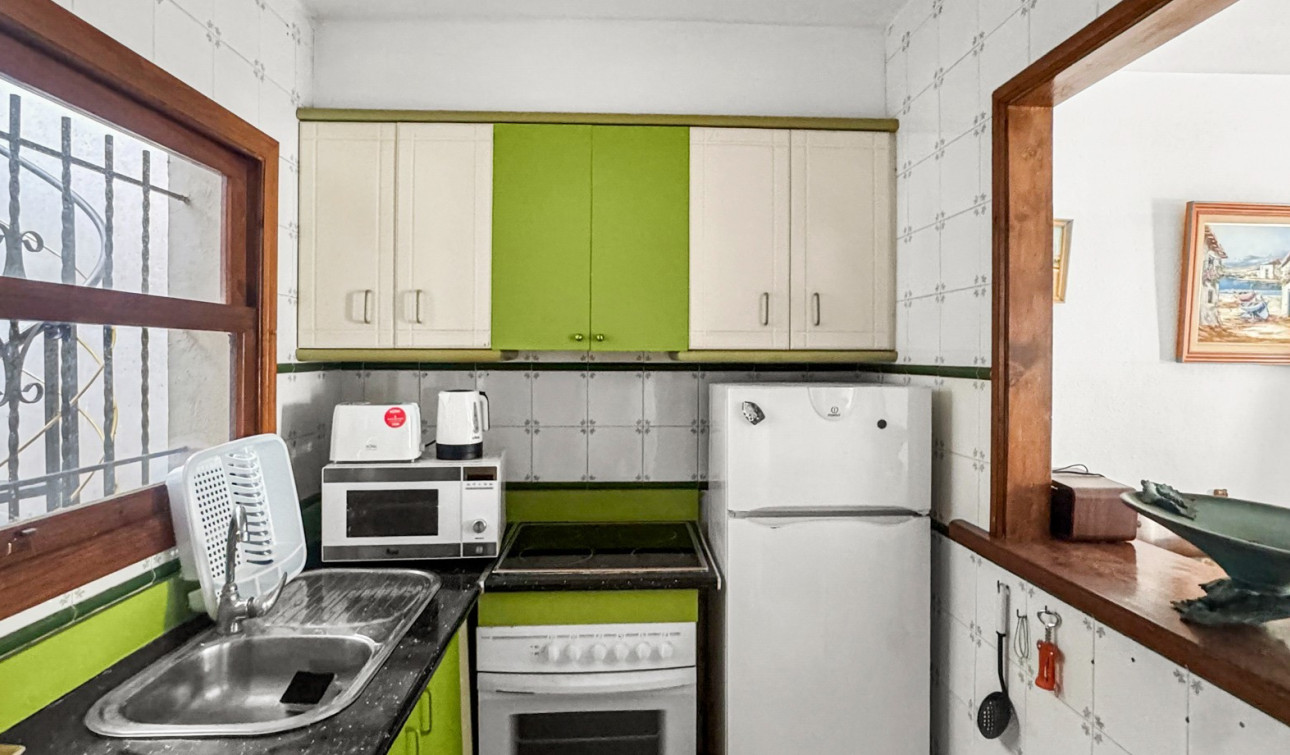 Resale - Apartment / Flat - Torrevieja - Nueva Torrevieja - Aguas Nuevas