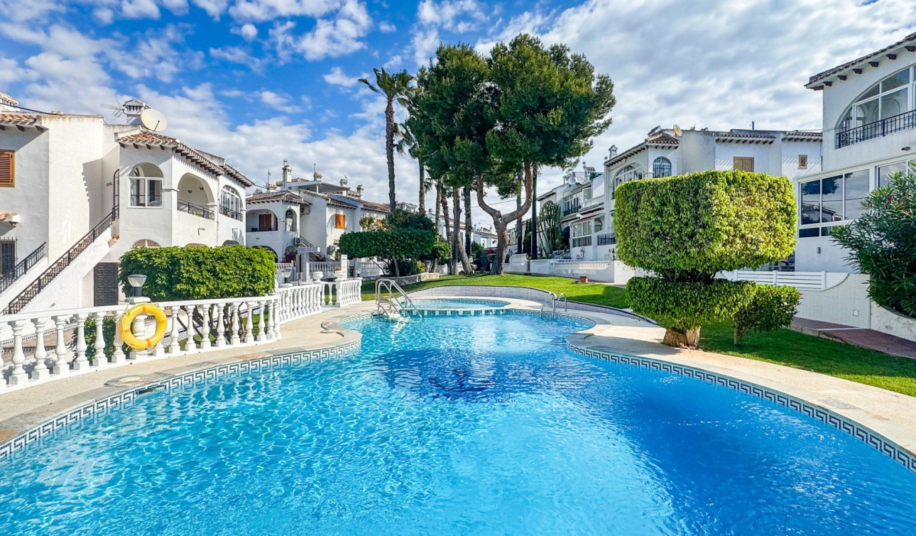 Resale - Apartment / Flat - Torrevieja - Nueva Torrevieja - Aguas Nuevas
