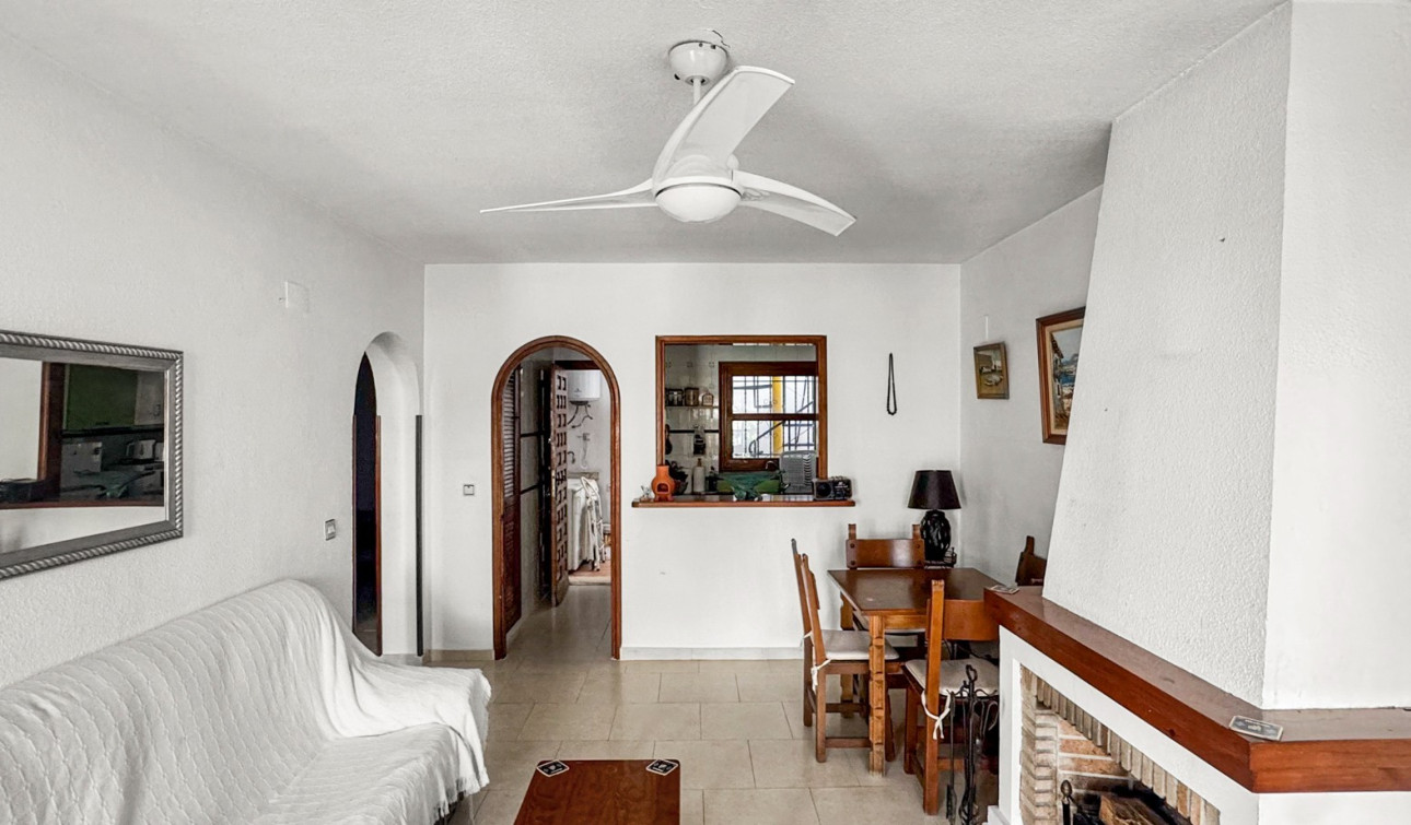Resale - Apartment / Flat - Torrevieja - Nueva Torrevieja - Aguas Nuevas