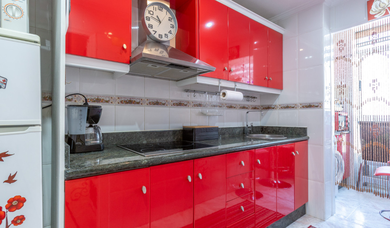 Resale - Apartment / Flat - Torrevieja - Nueva Torrevieja