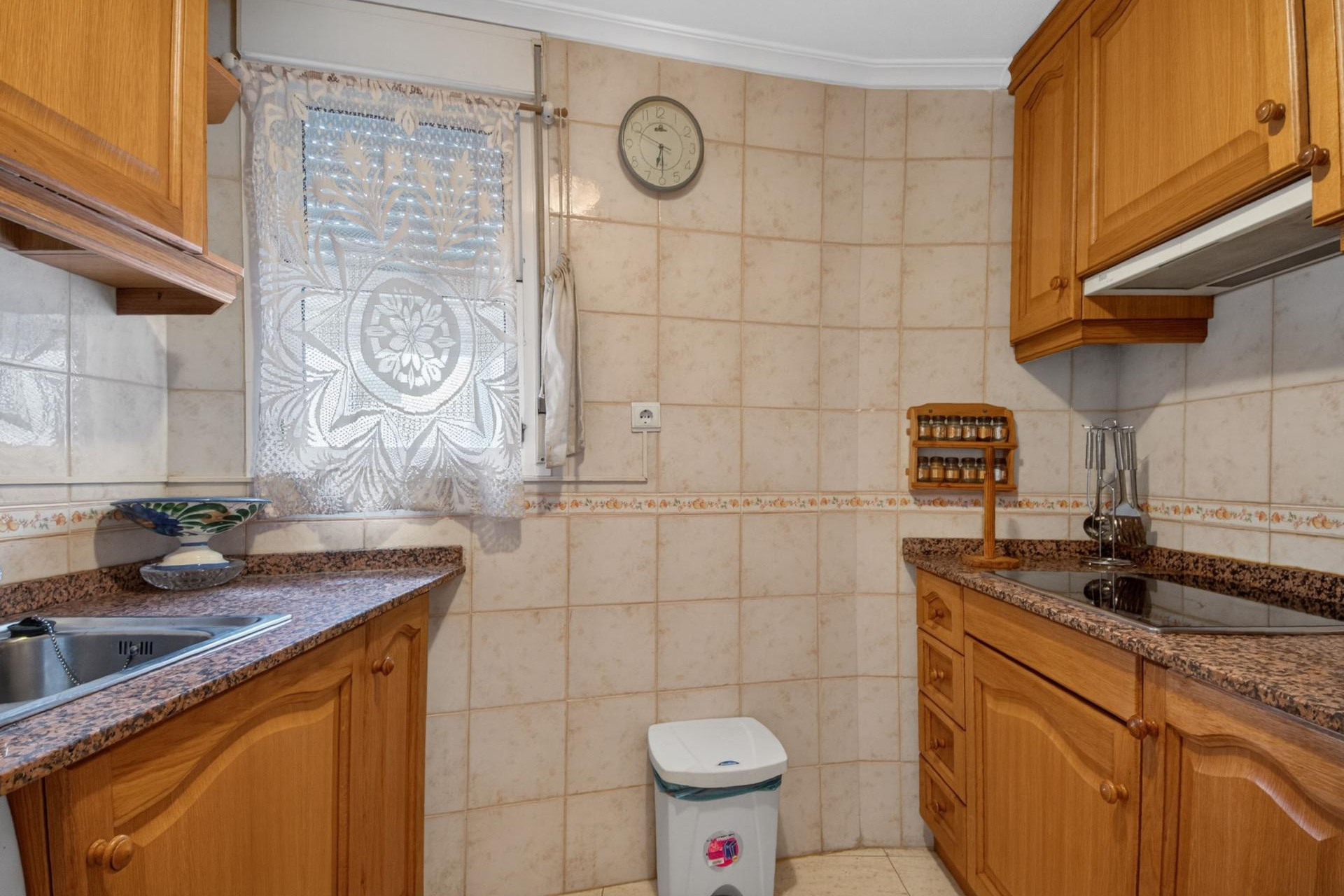 Resale - Apartment / Flat - Torrevieja - Parque de las Naciones