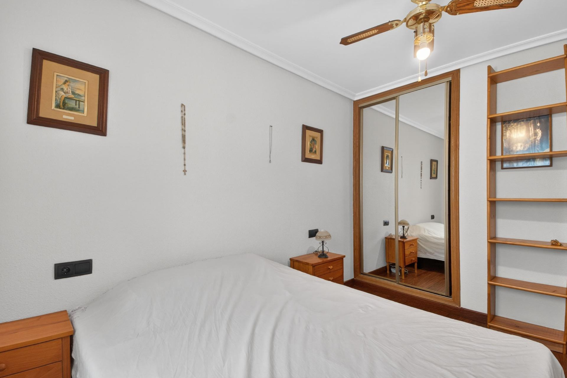 Resale - Apartment / Flat - Torrevieja - Parque de las Naciones