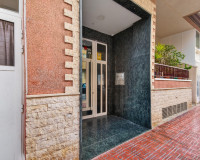Resale - Apartment / Flat - Torrevieja - Parque de las Naciones