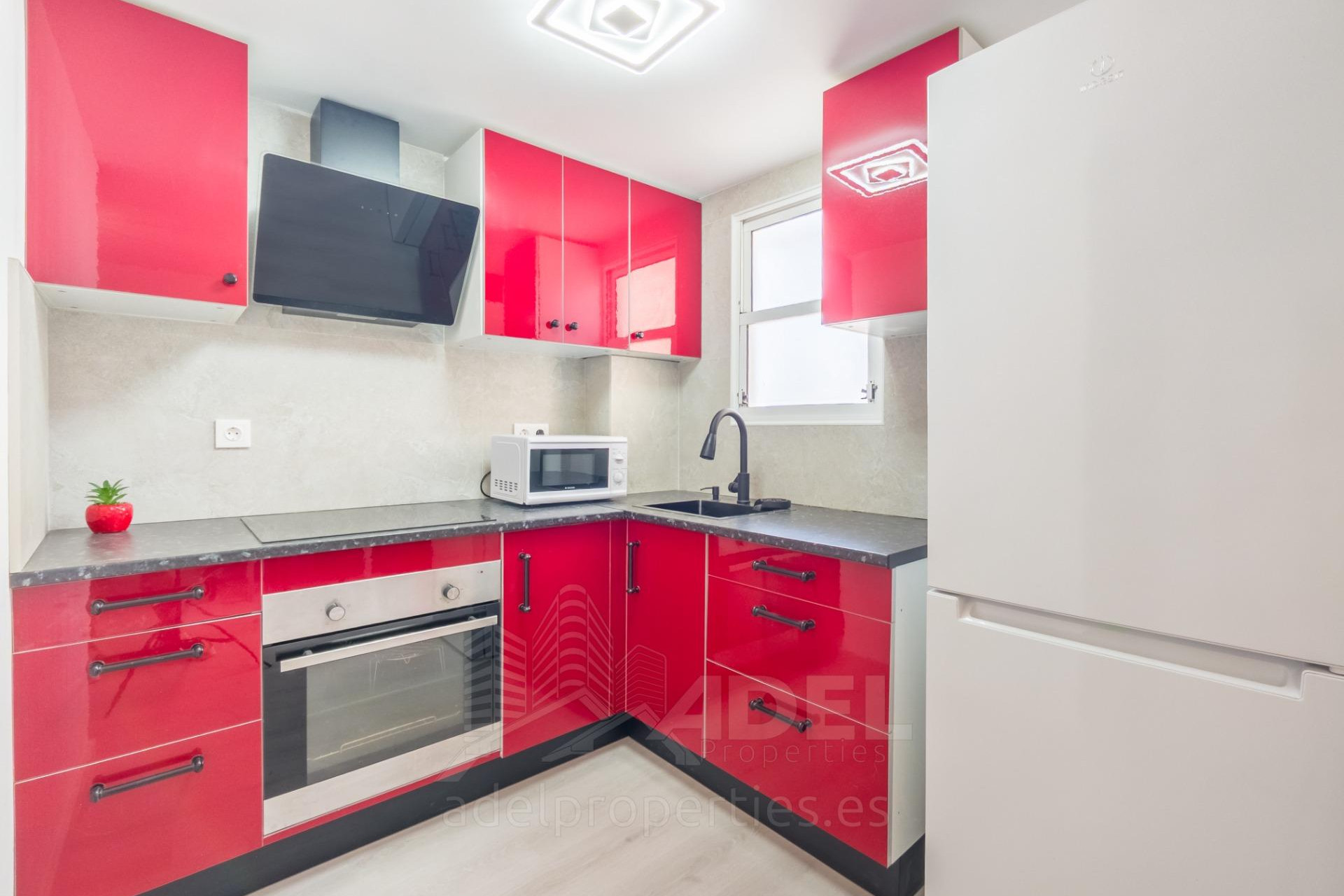 Resale - Apartment / Flat - Torrevieja - Parque de las Naciones