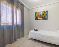 Resale - Apartment / Flat - Torrevieja - Parque de las Naciones