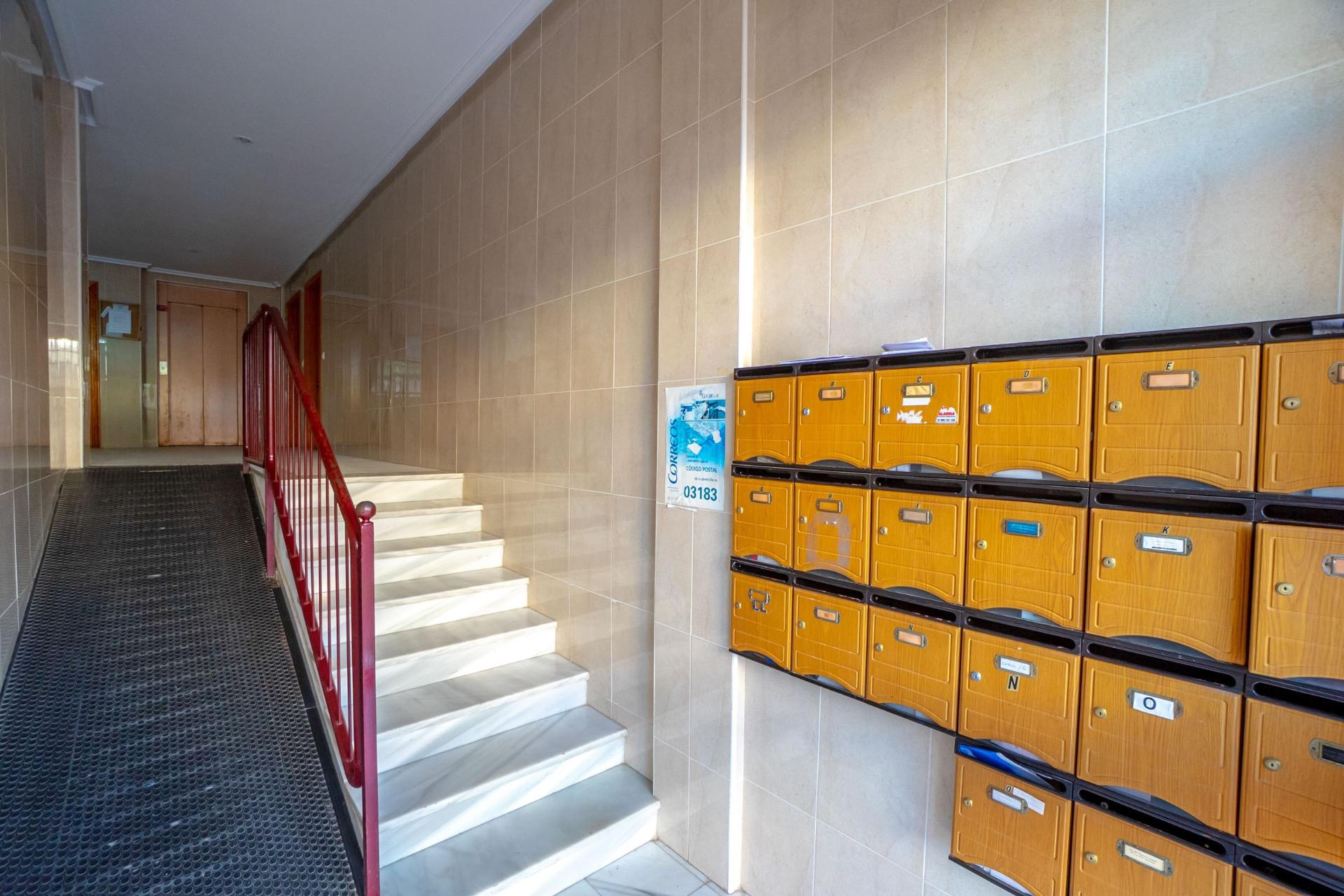 Resale - Apartment / Flat - Torrevieja - Playa de los locos