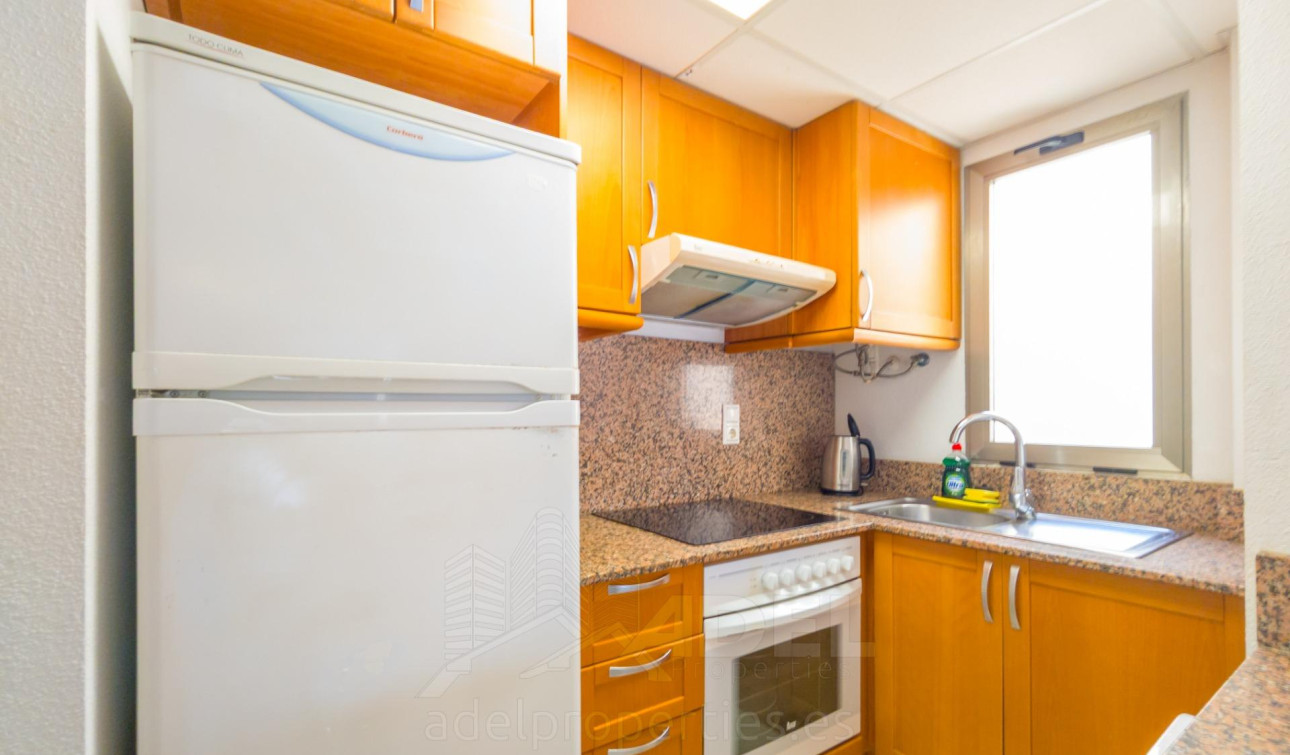 Resale - Apartment / Flat - Torrevieja - Playa de los locos