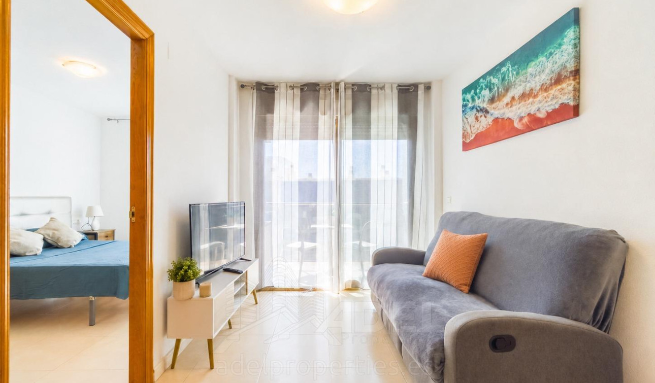 Resale - Apartment / Flat - Torrevieja - Playa de los locos