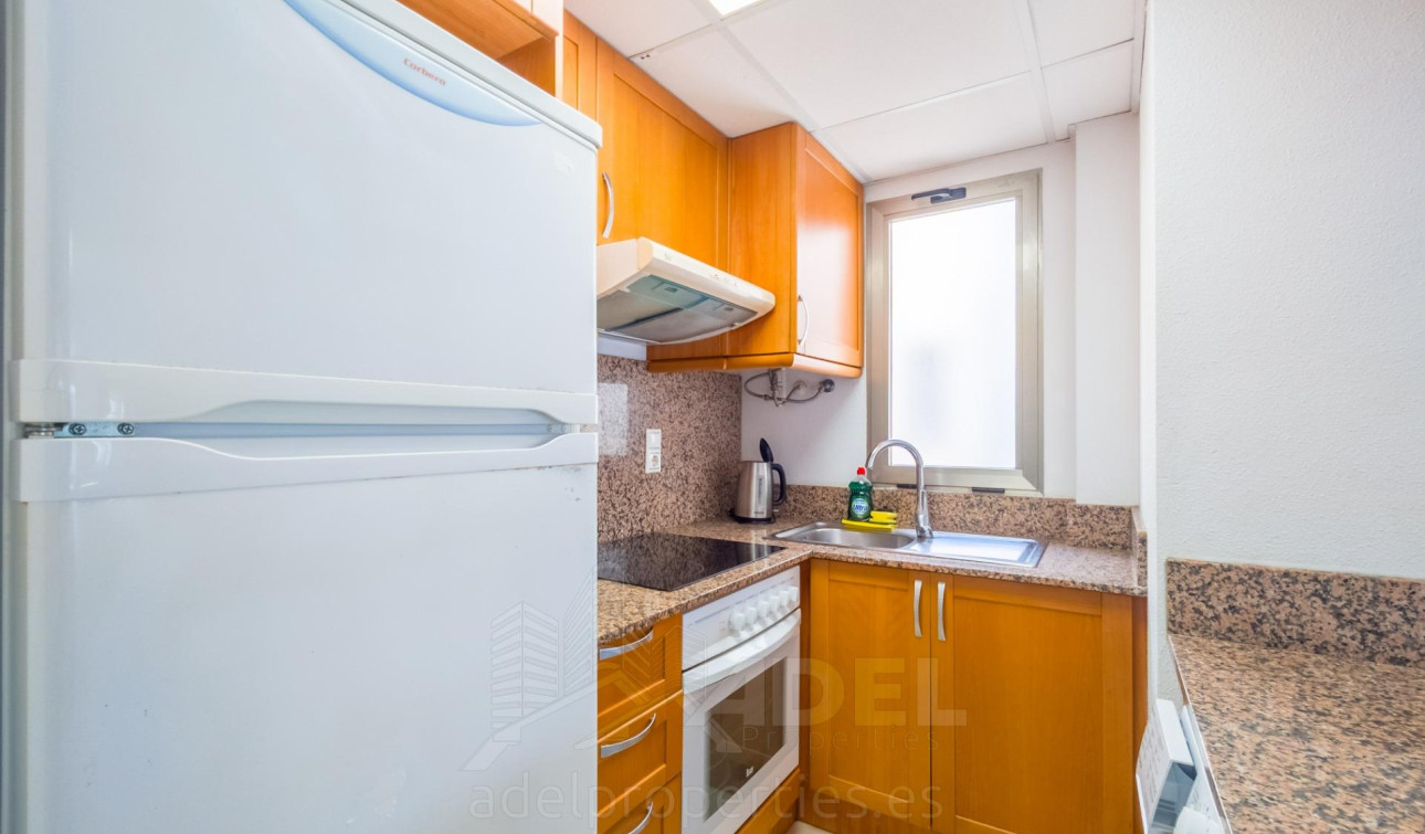 Resale - Apartment / Flat - Torrevieja - Playa de los locos