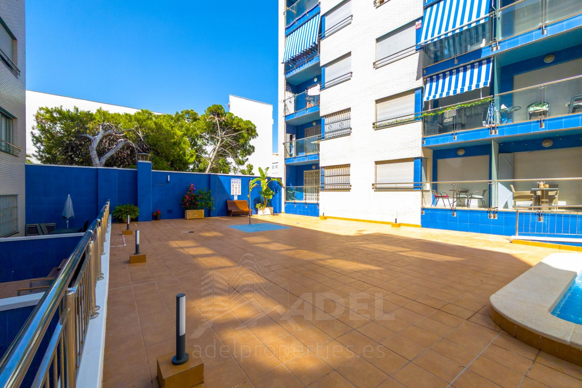 Resale - Apartment / Flat - Torrevieja - Playa de los locos