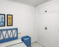 Resale - Apartment / Flat - Torrevieja - Playa de los Locos