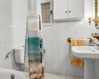 Resale - Apartment / Flat - Torrevieja - Playa de los Locos