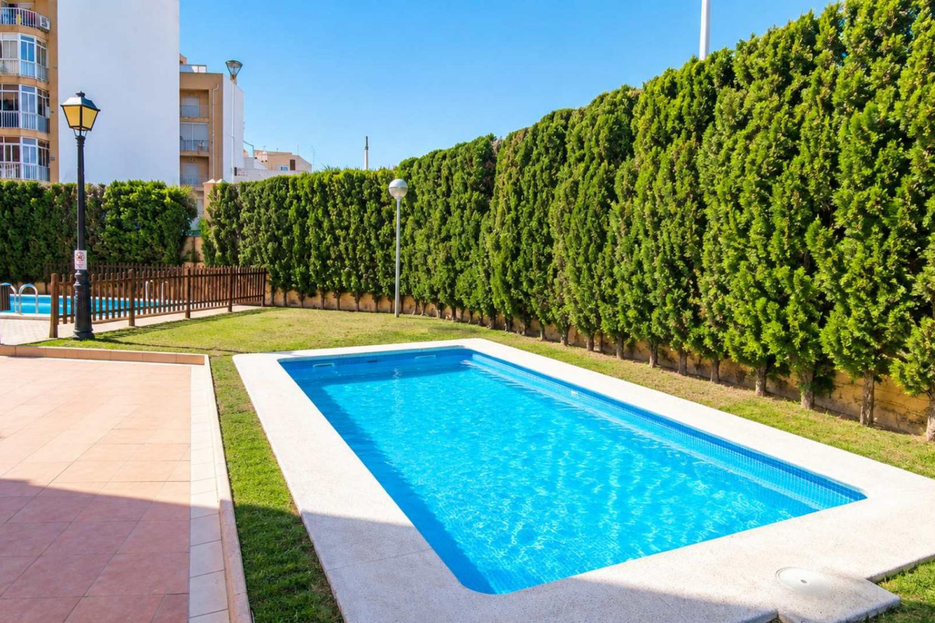 Resale - Apartment / Flat - Torrevieja - Playa de los Locos