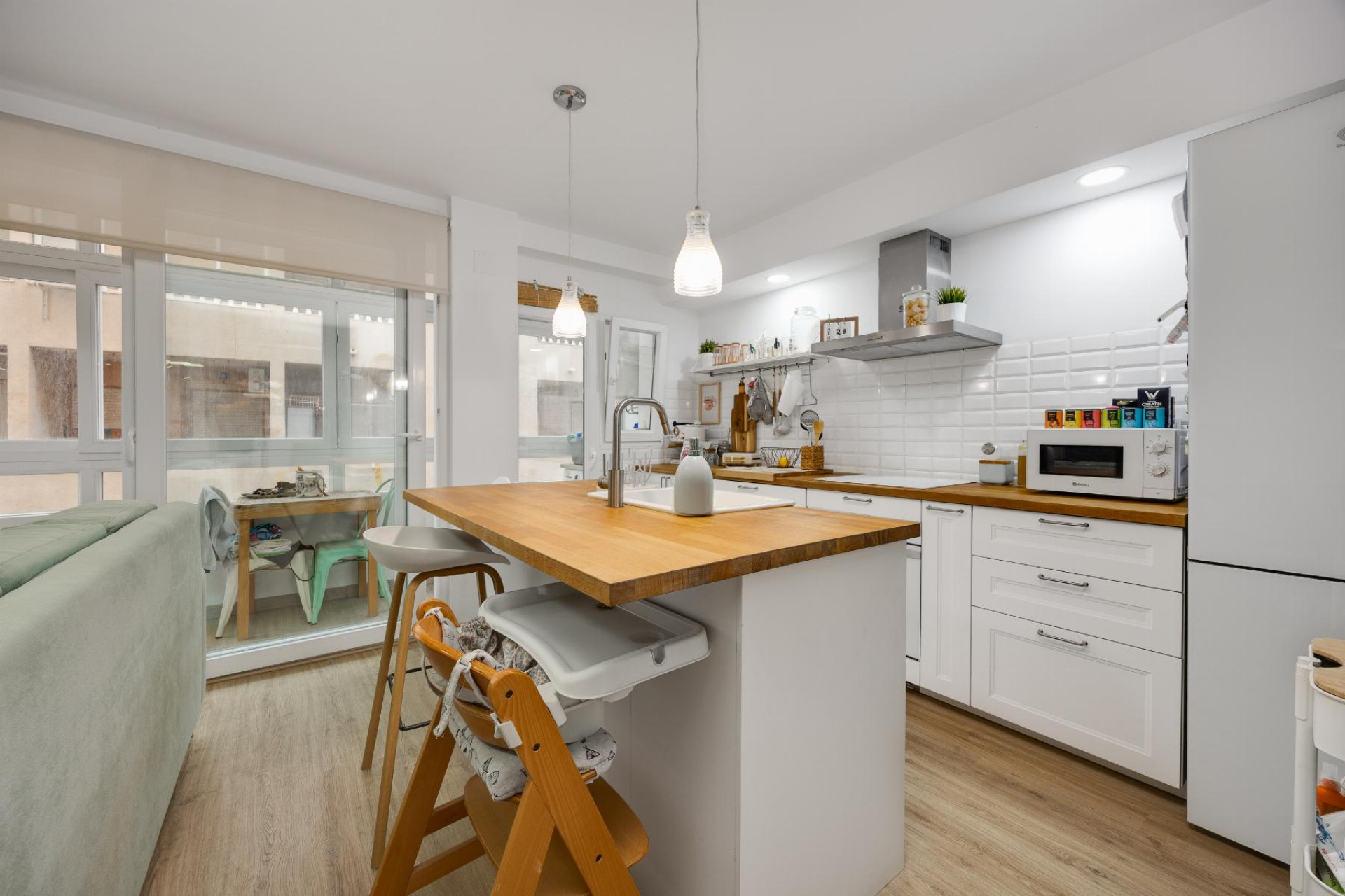 Resale - Apartment / Flat - Torrevieja - playa de los naufragos