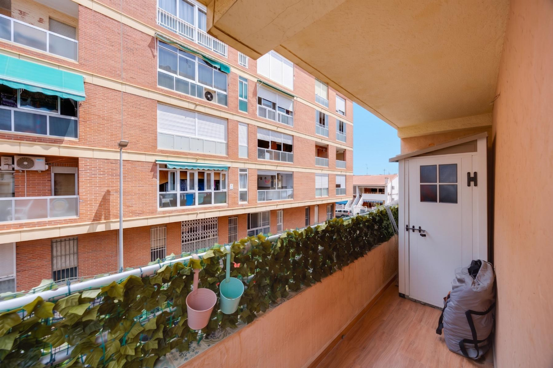 Resale - Apartment / Flat - Torrevieja - playa de los naufragos