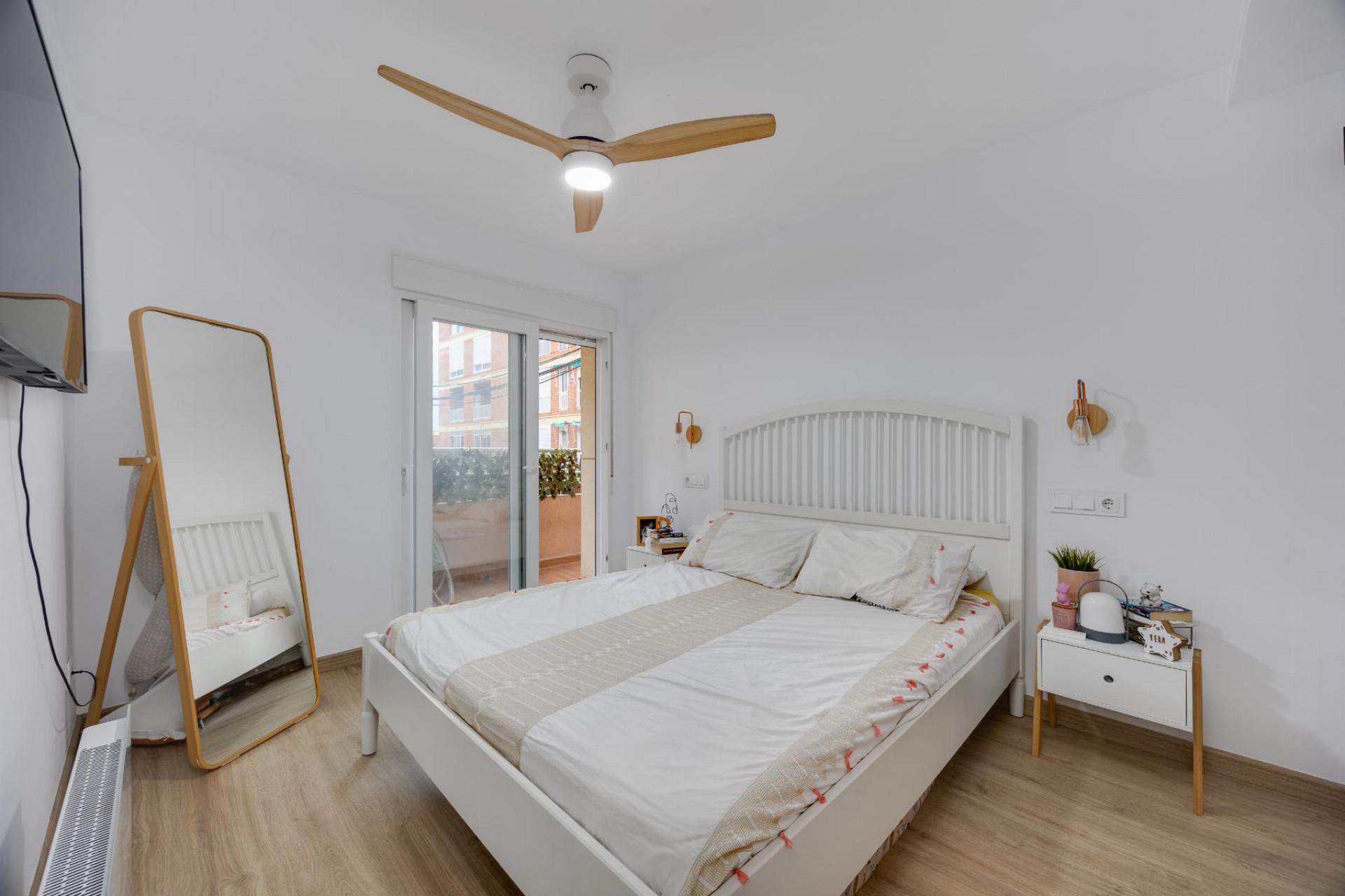 Resale - Apartment / Flat - Torrevieja - playa de los naufragos