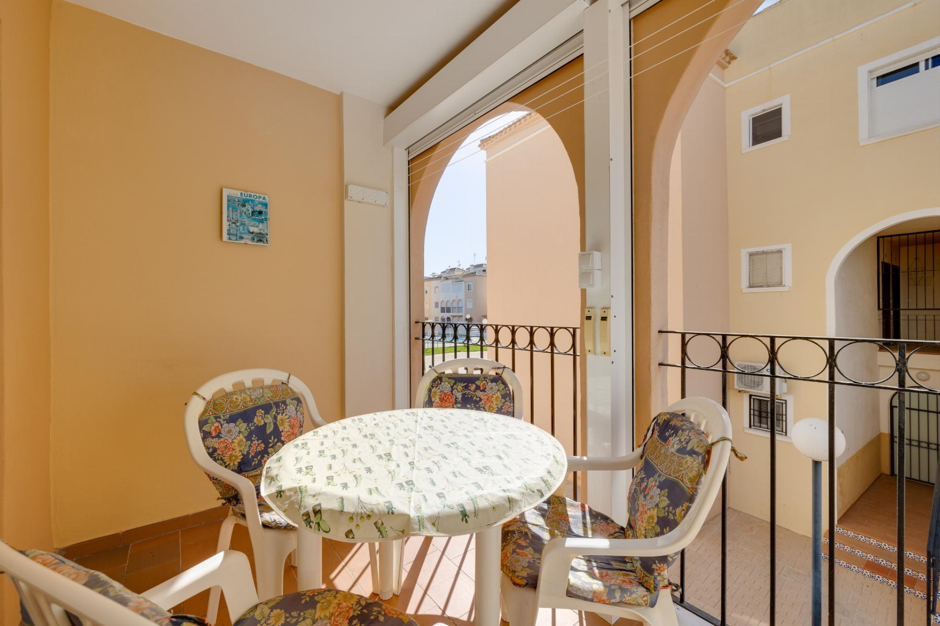 Resale - Apartment / Flat - Torrevieja - playa de los naufragos
