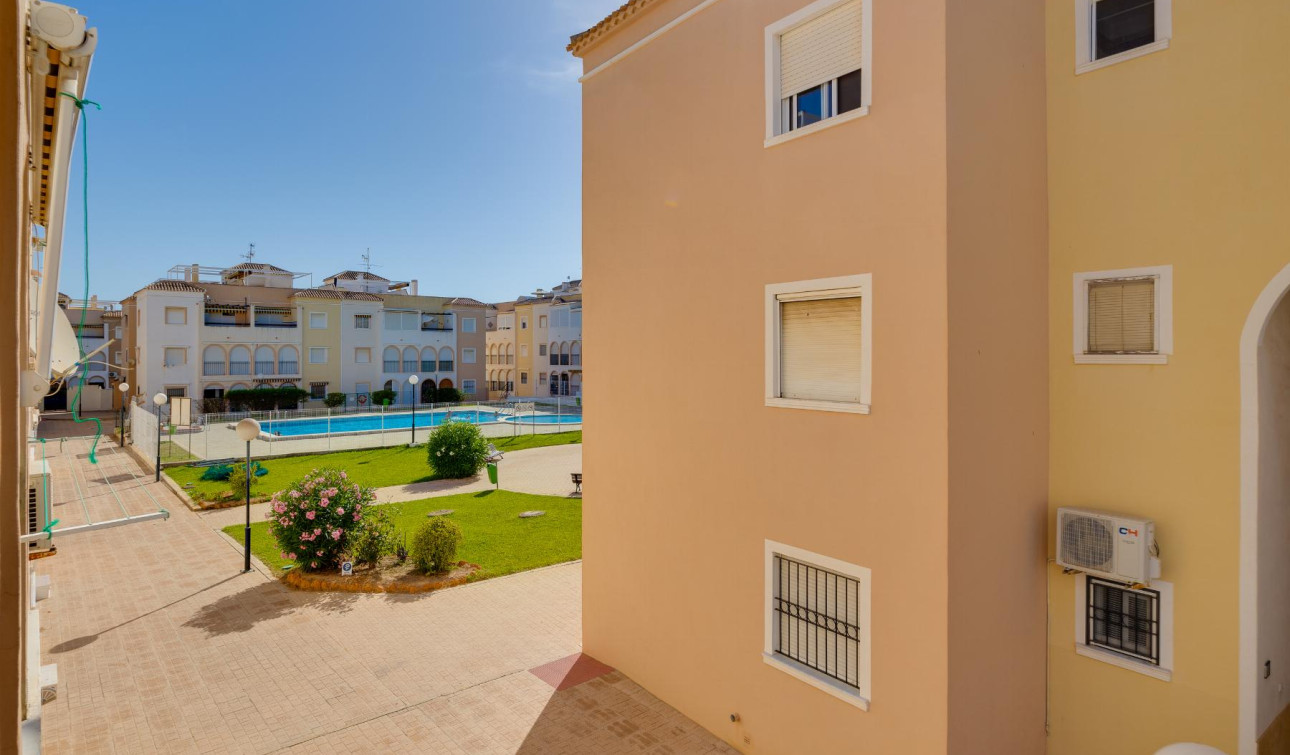 Resale - Apartment / Flat - Torrevieja - playa de los naufragos