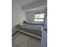 Resale - Apartment / Flat - Torrevieja - Playa del Acequión