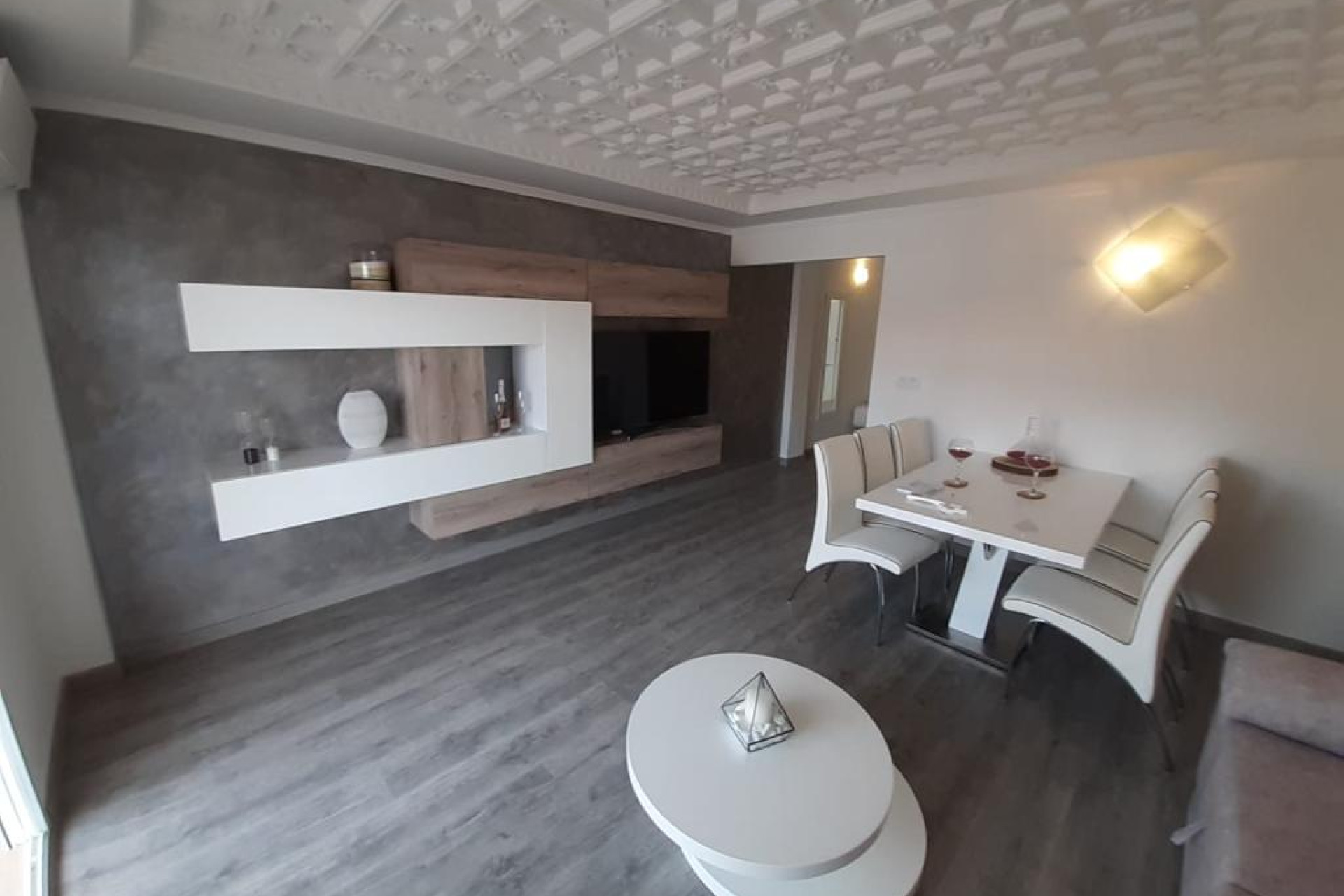Resale - Apartment / Flat - Torrevieja - Playa del Acequión