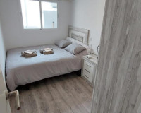 Resale - Apartment / Flat - Torrevieja - Playa del Acequión