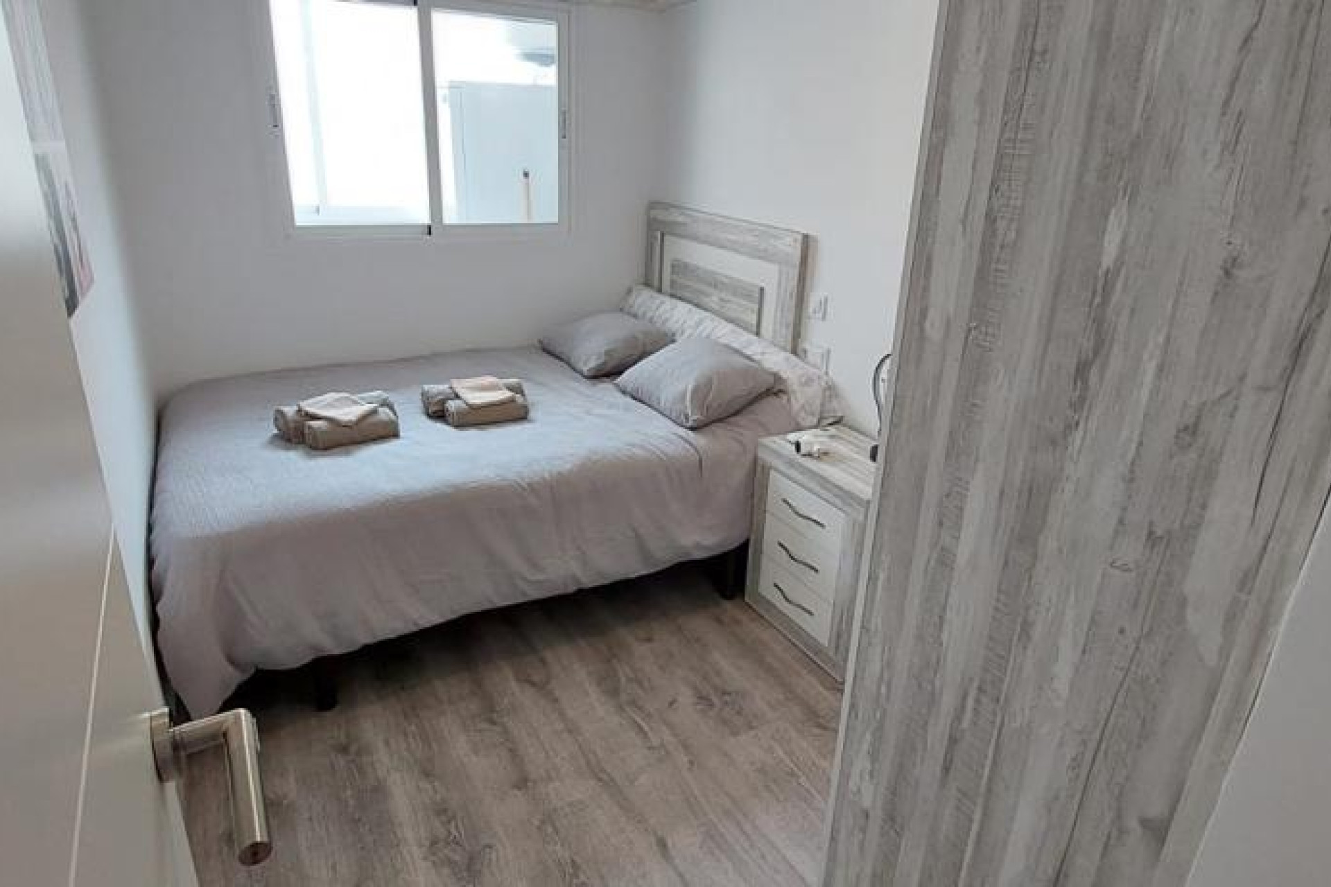 Resale - Apartment / Flat - Torrevieja - Playa del Acequión