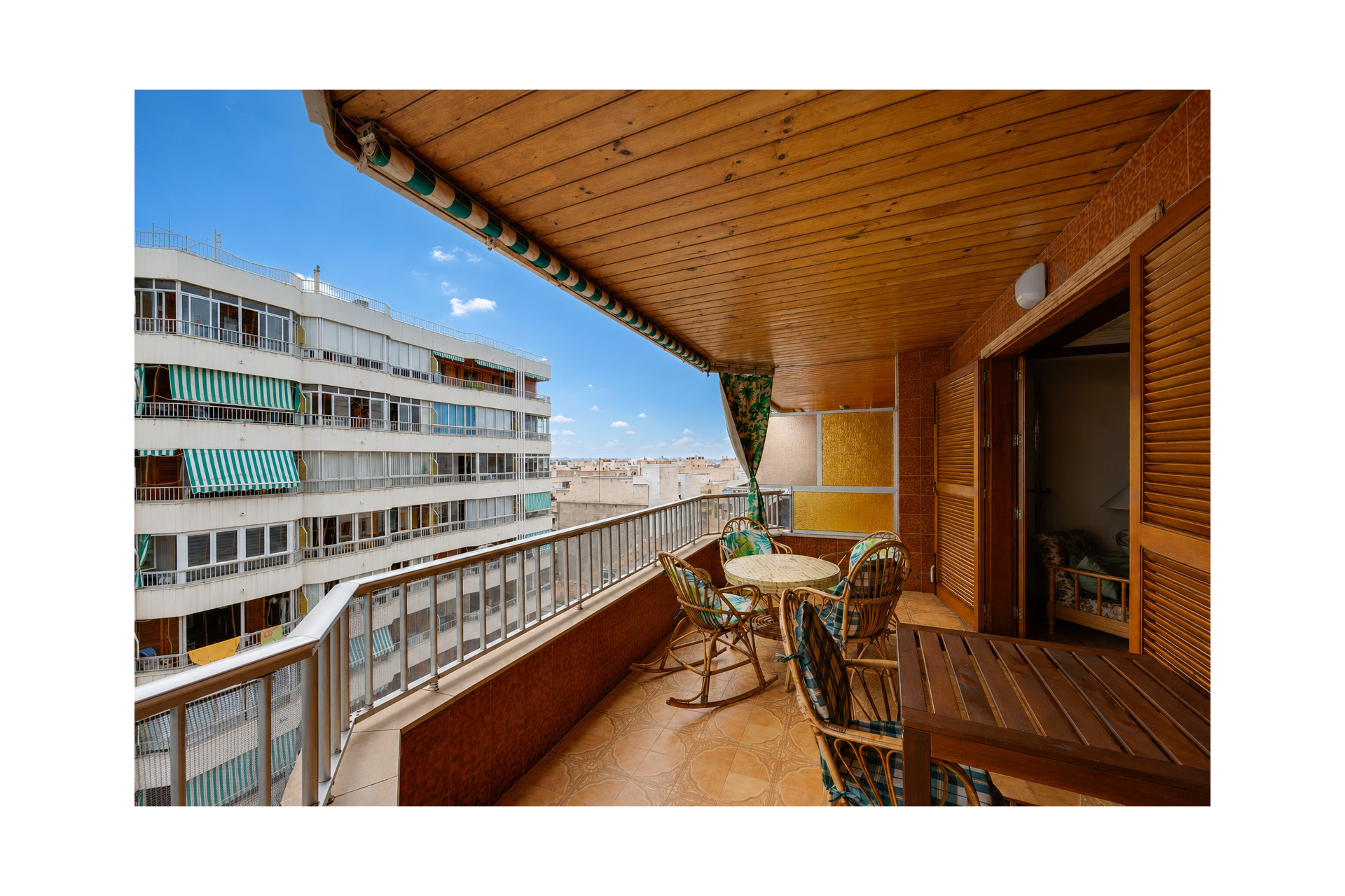 Resale - Apartment / Flat - Torrevieja - Playa del Acequión