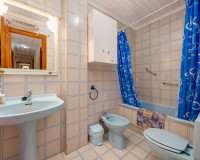 Resale - Apartment / Flat - Torrevieja - Playa del Acequión