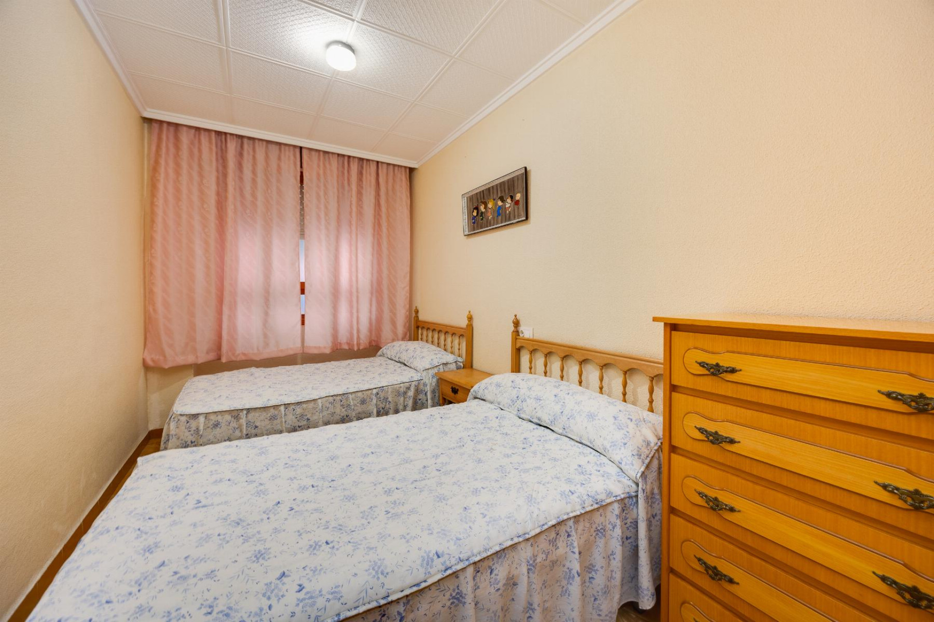 Resale - Apartment / Flat - Torrevieja - Playa del Acequión