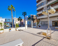Resale - Apartment / Flat - Torrevieja - Playa del Acequión
