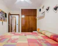 Resale - Apartment / Flat - Torrevieja - Playa del Acequión