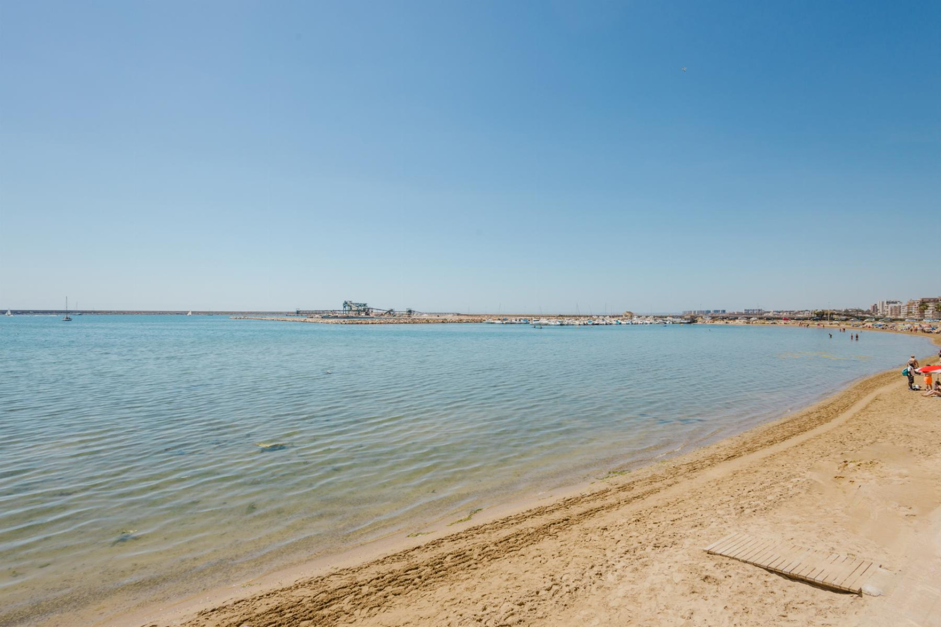 Resale - Apartment / Flat - Torrevieja - Playa del Acequión