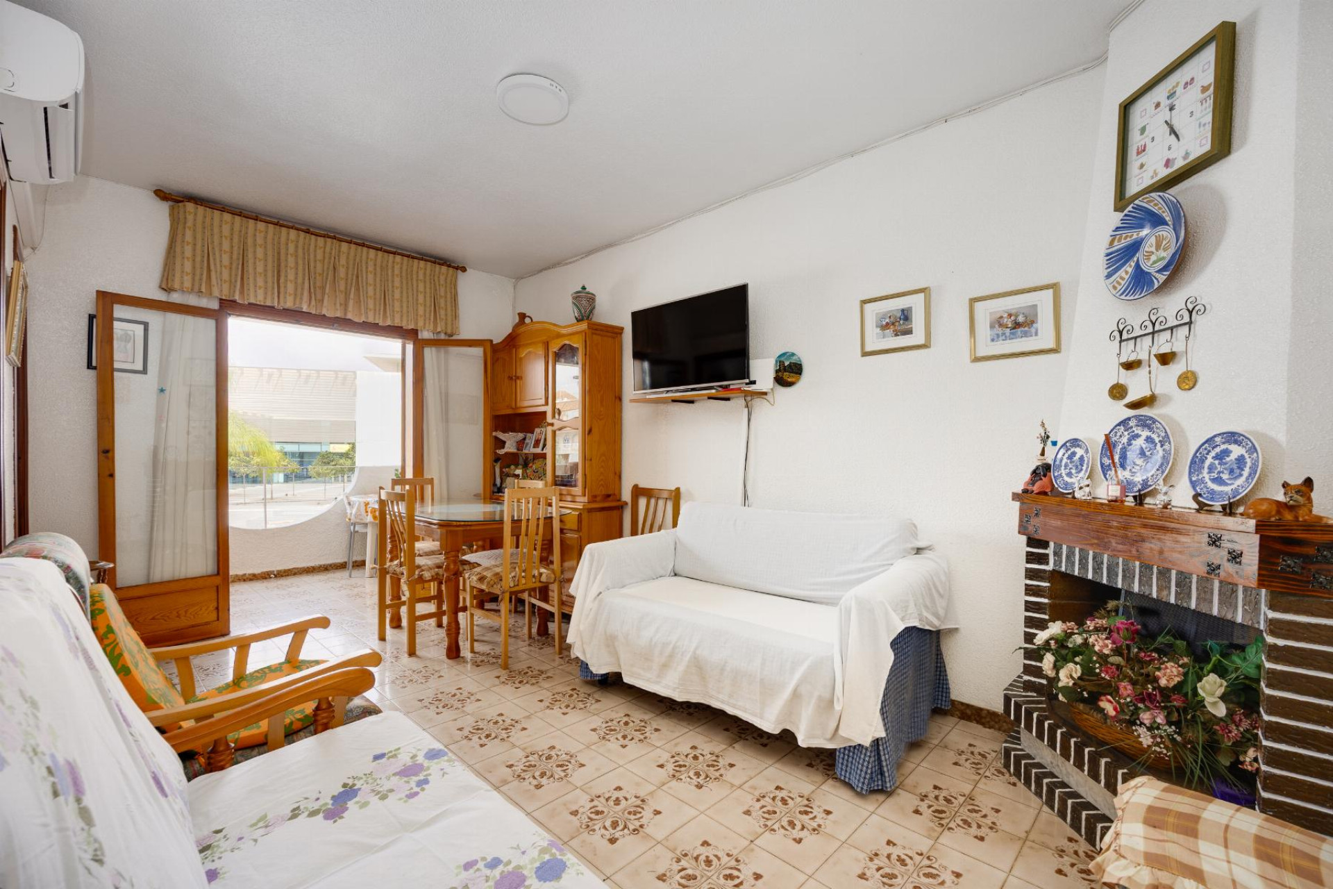 Resale - Apartment / Flat - Torrevieja - Playa del Acequión