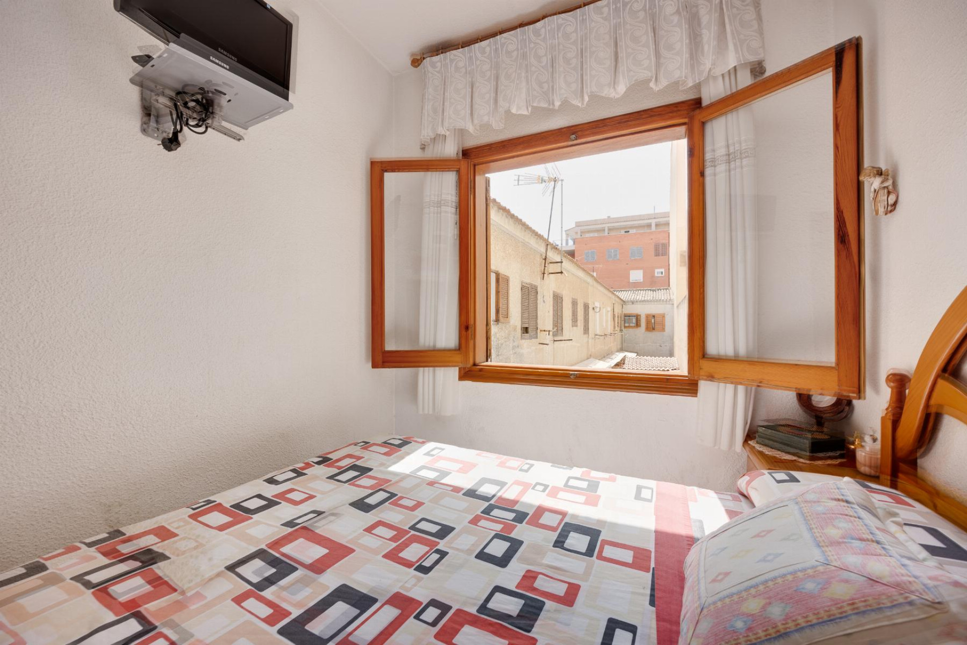 Resale - Apartment / Flat - Torrevieja - Playa del Acequión