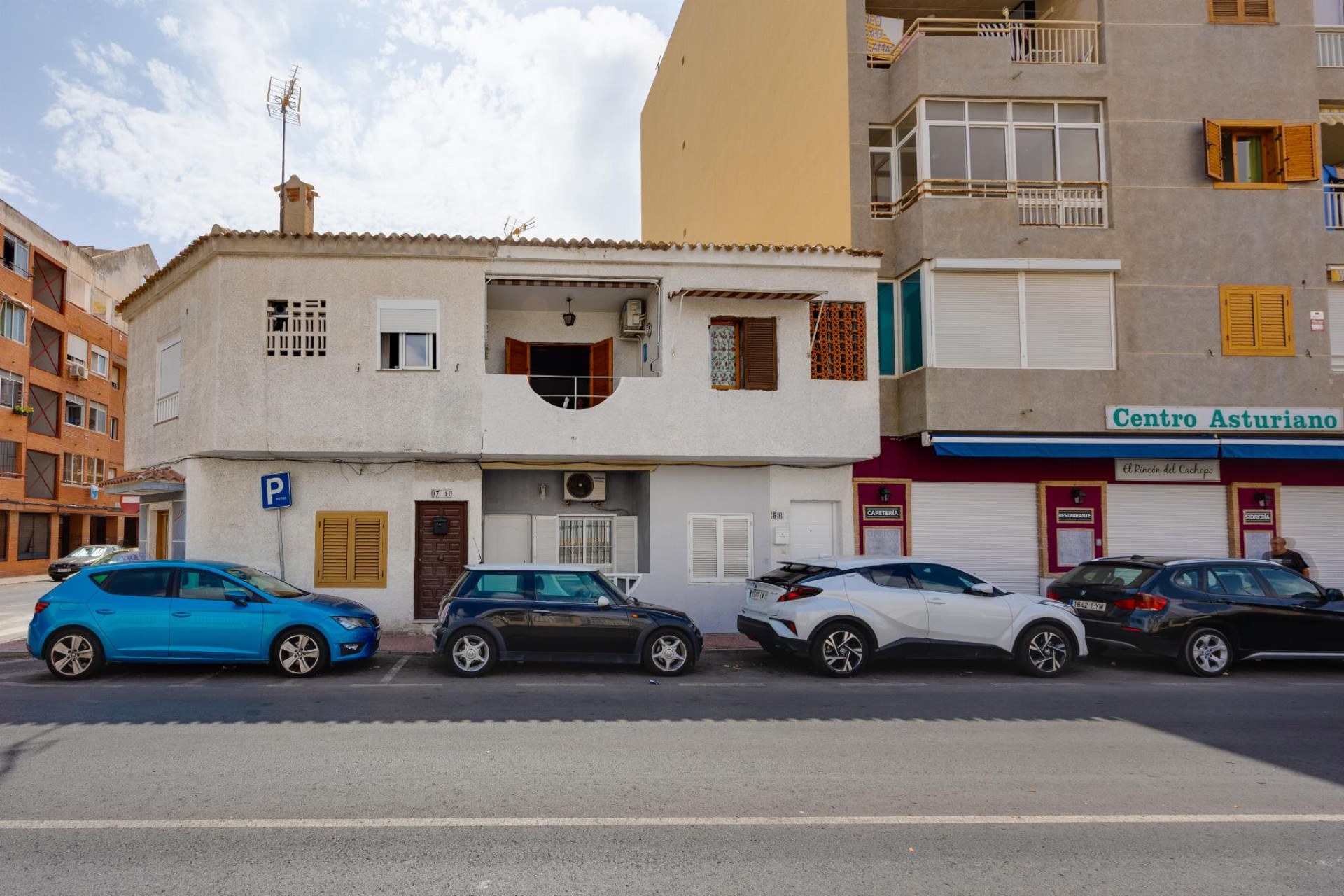 Resale - Apartment / Flat - Torrevieja - Playa del Acequión