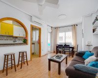 Resale - Apartment / Flat - Torrevieja - Playa del Acequión