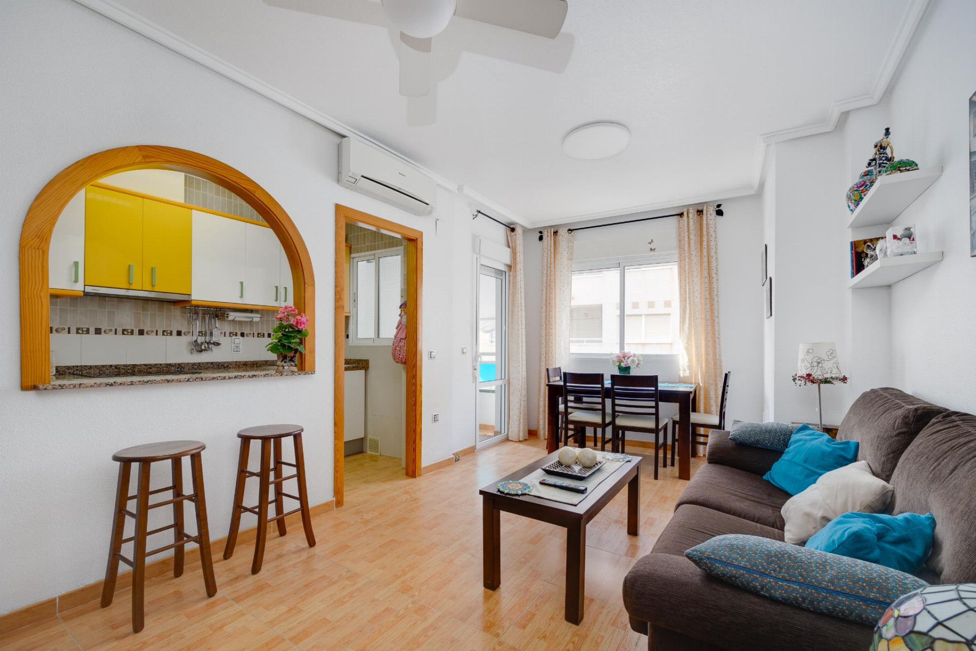 Resale - Apartment / Flat - Torrevieja - Playa del Acequión